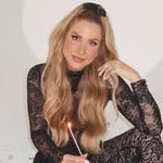 Bruna Manzon
